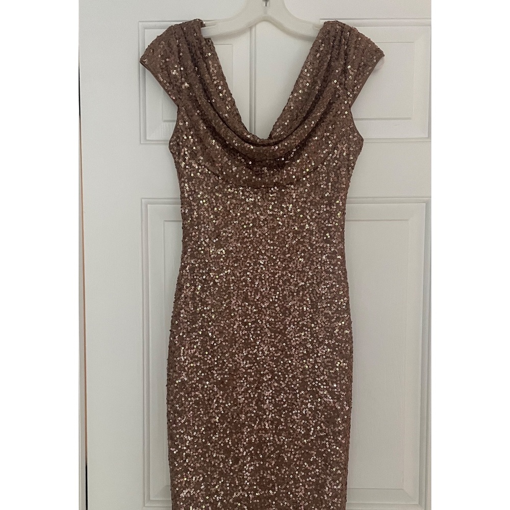 Vince Camuto gold sequin cap sleeve dress - Picture 2 of 4